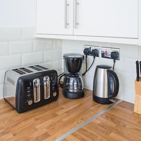 Mycityhaven - 3 Bedroom Shirehampton Flat Near Avonmouth & M4 브리스틀 외부 사진