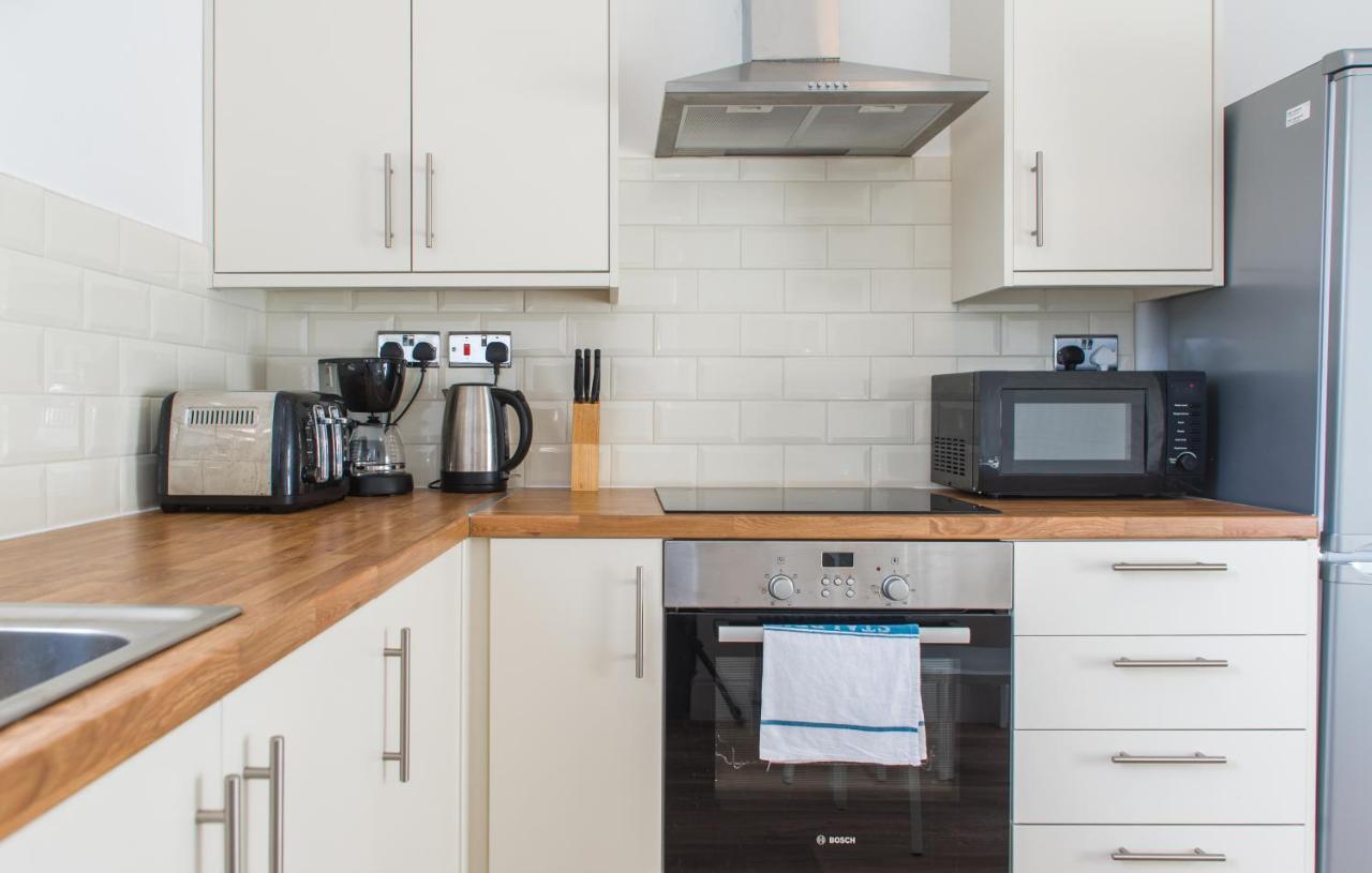 Mycityhaven - 3 Bedroom Shirehampton Flat Near Avonmouth & M4 브리스틀 외부 사진