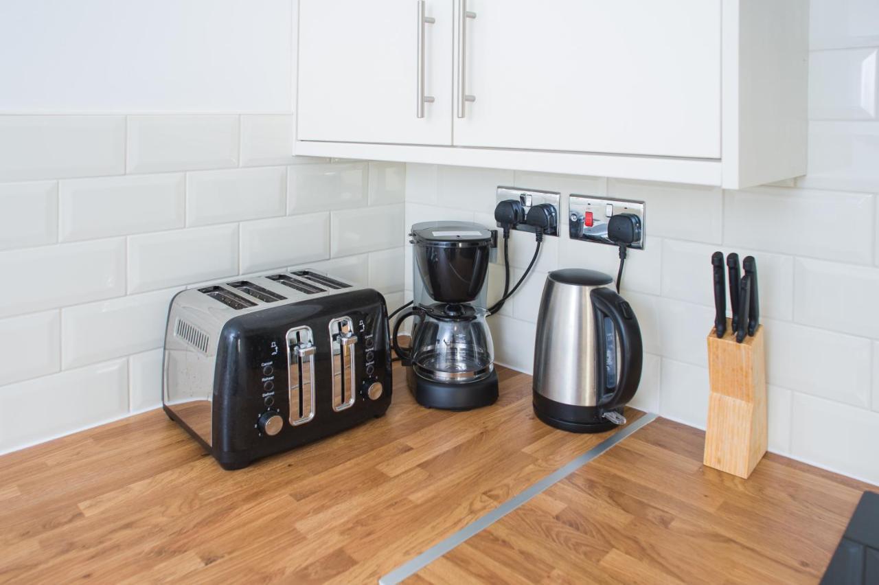 Mycityhaven - 3 Bedroom Shirehampton Flat Near Avonmouth & M4 브리스틀 외부 사진