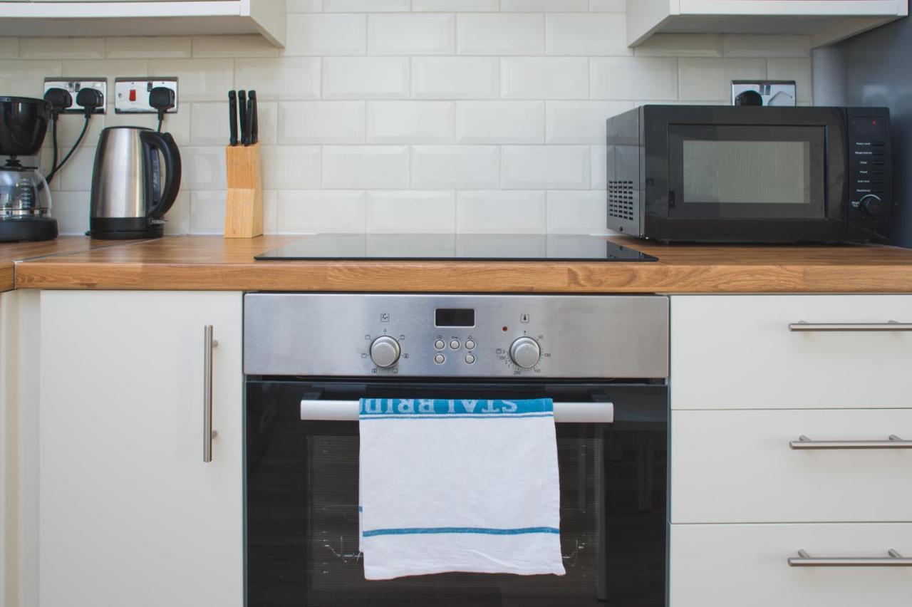 Mycityhaven - 3 Bedroom Shirehampton Flat Near Avonmouth & M4 브리스틀 외부 사진